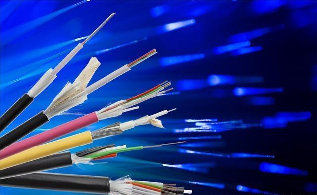 What is the difference between OM3 fibre optic patch cable and OM4 fibre optic patch cable?