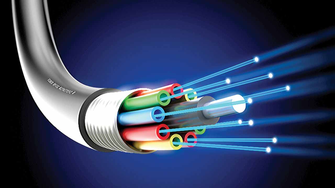 What is a fiber optical patch cable?